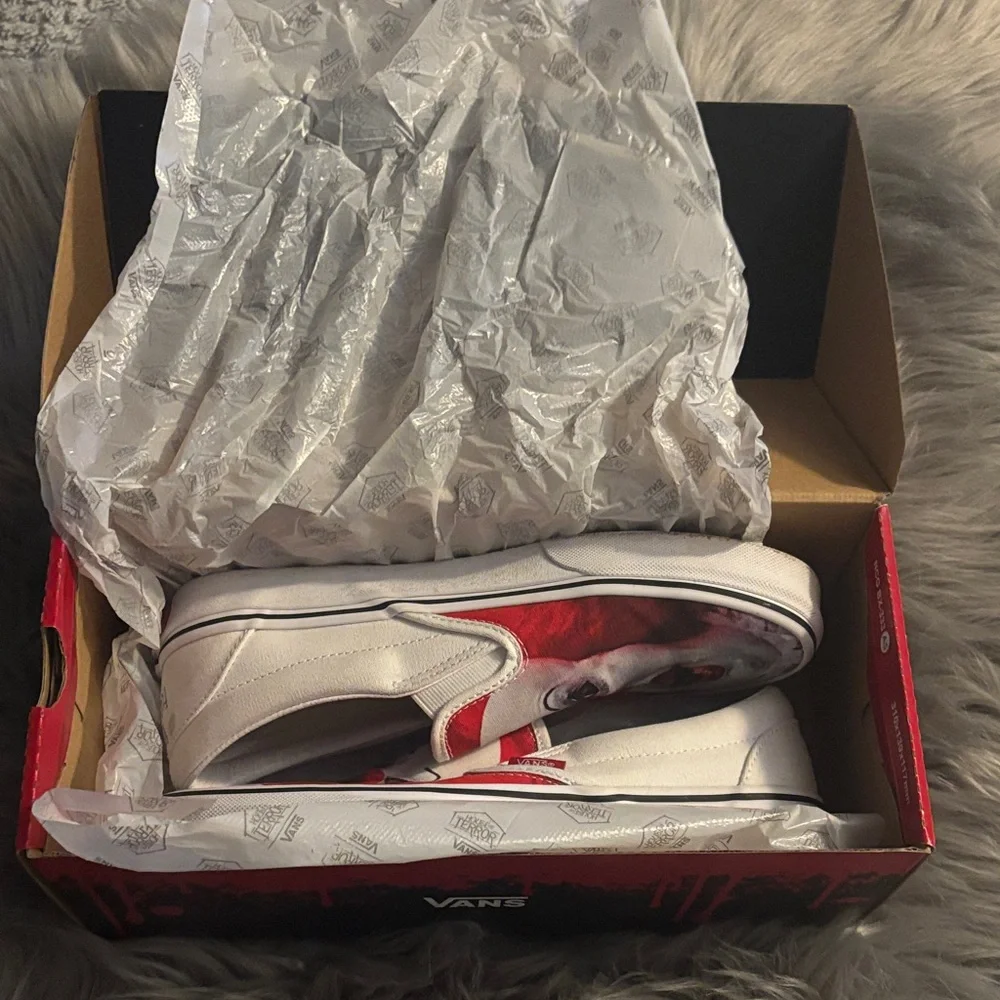 Vans X House of Terror IT classic slip on shoes - Picture 6 of 6